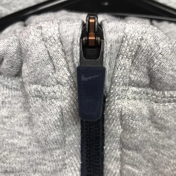 ❌SOLD❌ Nike Golf Men’s Stripes Number Seven 7 Graphic Gray Blue Zip-Up Hoodie - Picture 5 of 9